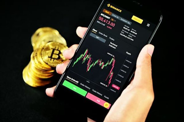 Les risques cachés des cryptomonnaies : un guide pour les investisseurs conscients